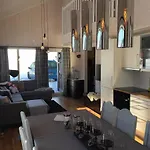 Family Friendly Golfalpin Golf, Ski-out, Fireplace & Wifi بيت للعطل