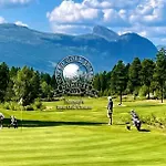 بيت للعطل Family Friendly Golfalpin Golf, Ski-out, Fireplace & Wifi هيمسيدال